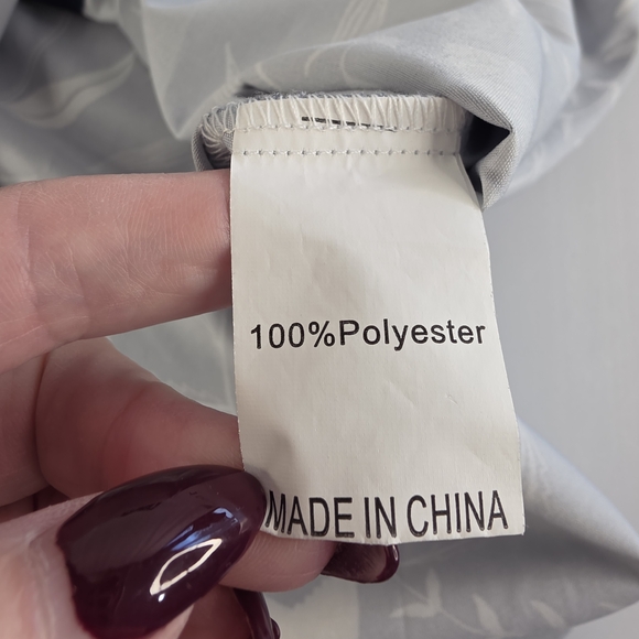 Amazon Bird Print Floral Blue Size L Button-Up Top 3249-G - Picture 11 of 12